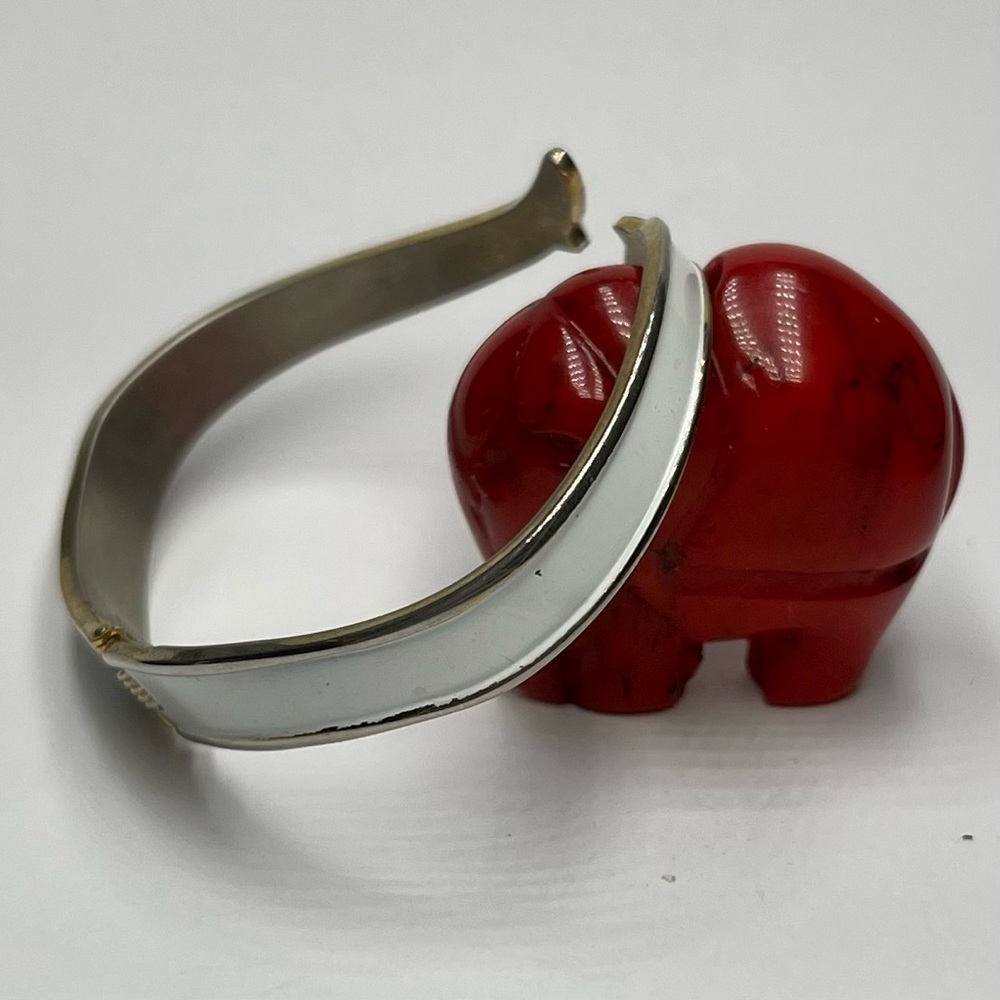 Unique hinge bracelet